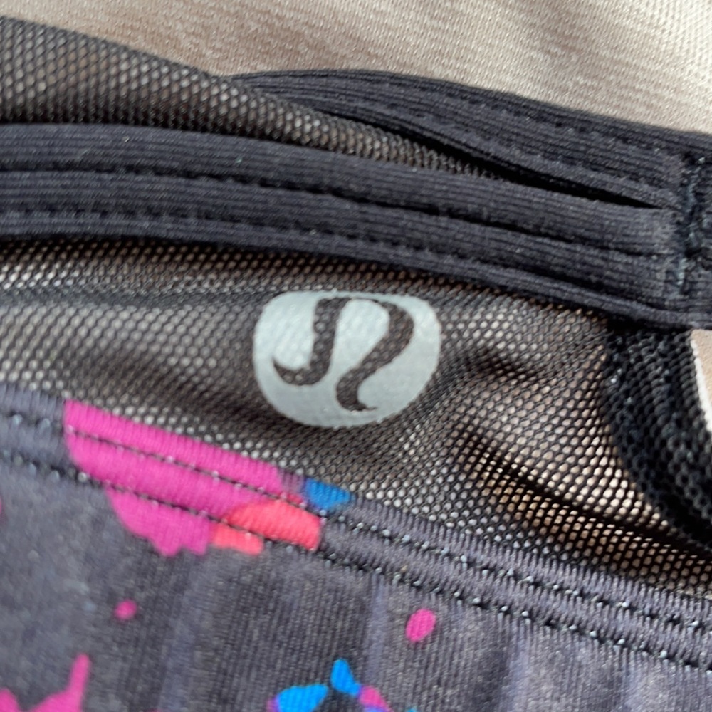 Lululemon sport bra size 6 - Picture 4 of 7